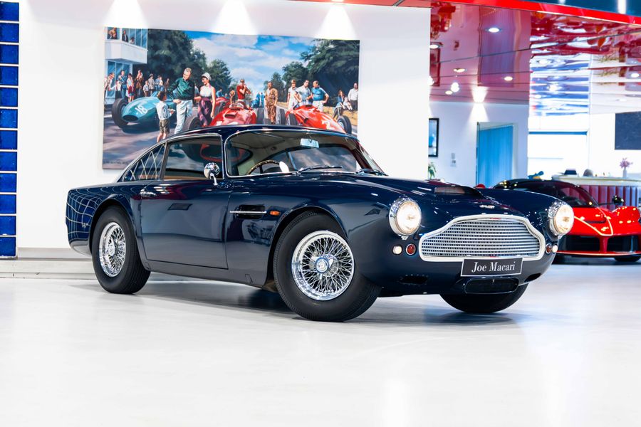 Aston Martin DB4 Series 1