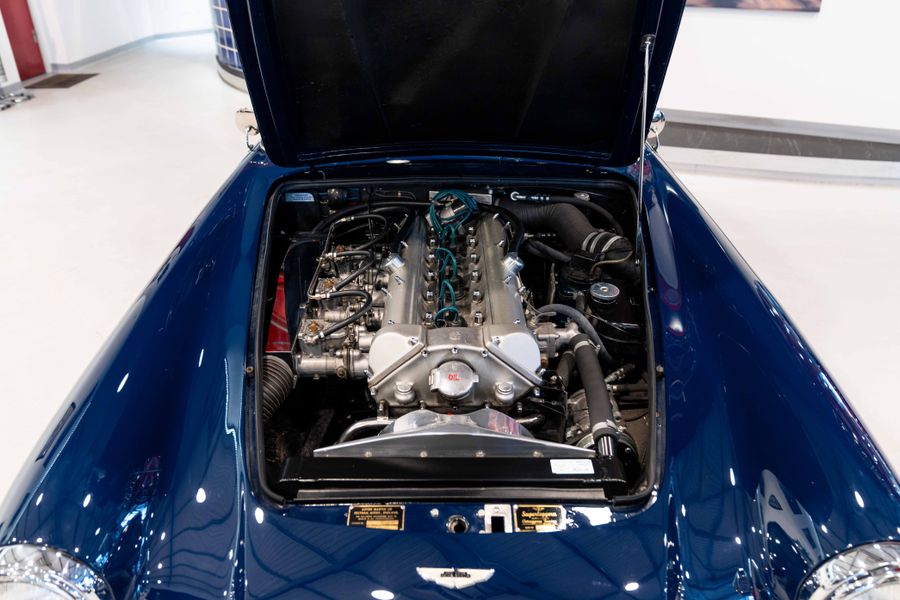 Aston Martin DB4 Series 1