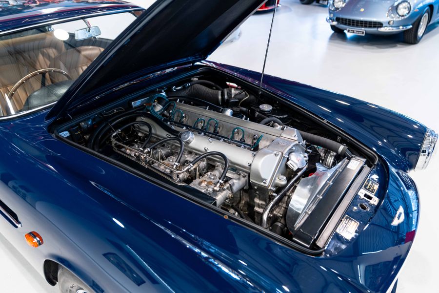 Aston Martin DB4 Series 1