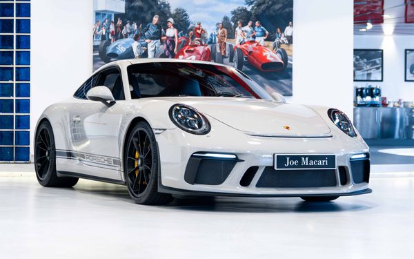 Porsche 911 991.2 GT3 Touring LHD
