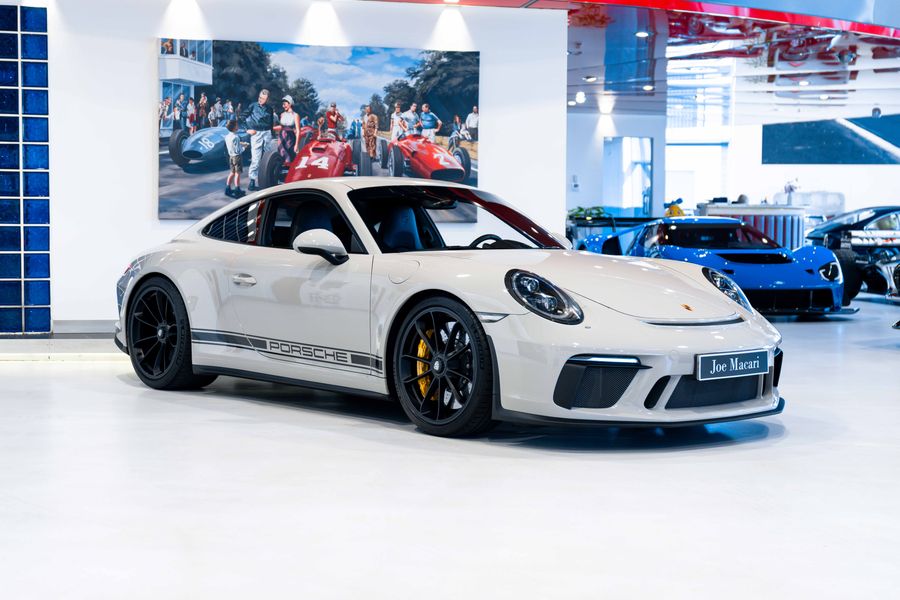 Porsche 991.2 GT3 Touring LHD