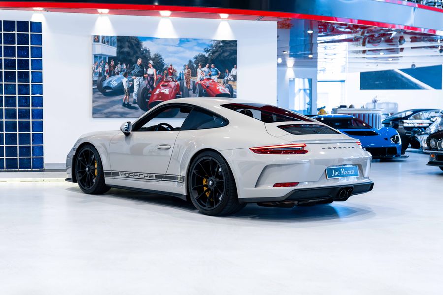 Porsche 991.2 GT3 Touring LHD