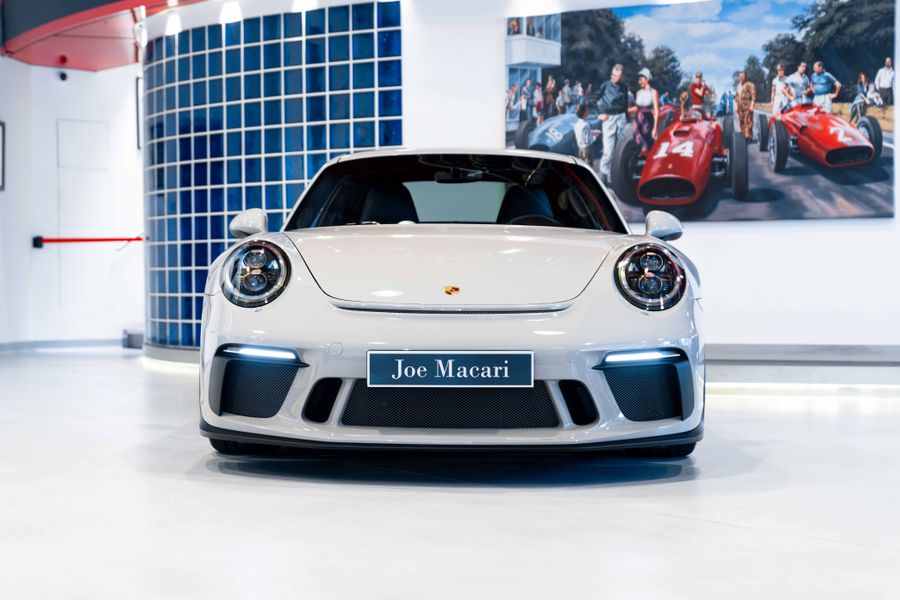 Porsche 991.2 GT3 Touring LHD