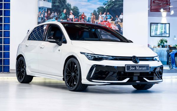 VW Golf R Black Edition LHD