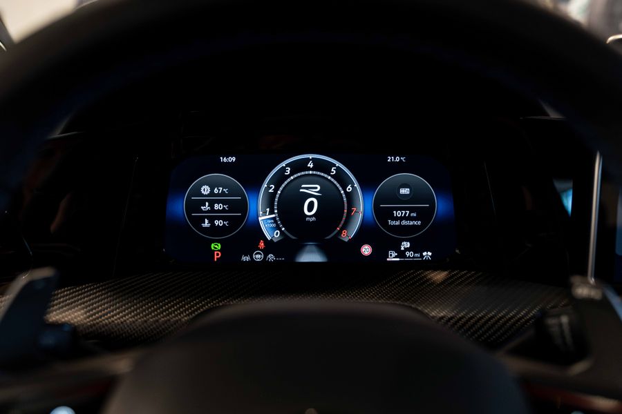 VW Golf R Black Edition LHD