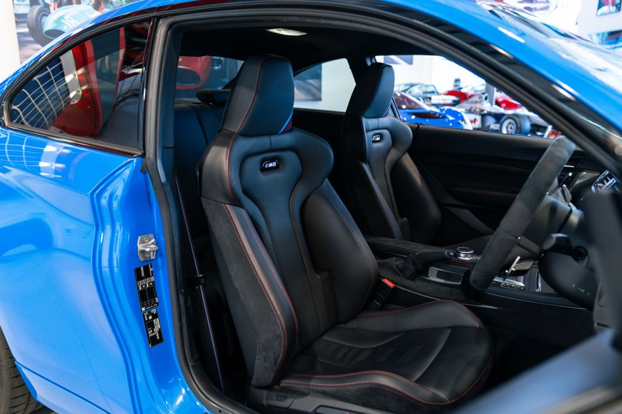 BMW M2 CS