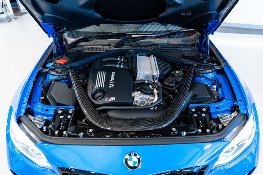 BMW M2 CS