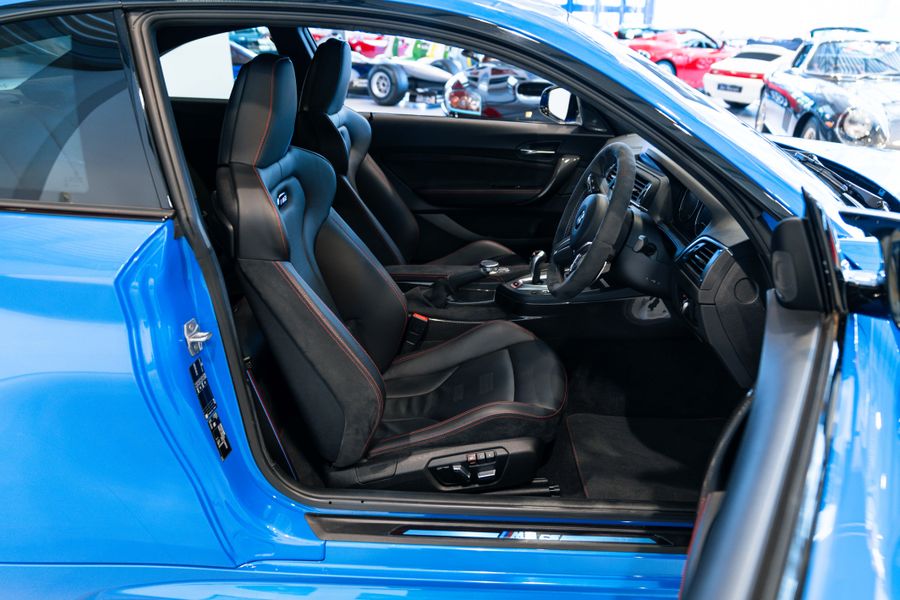 BMW M2 CS