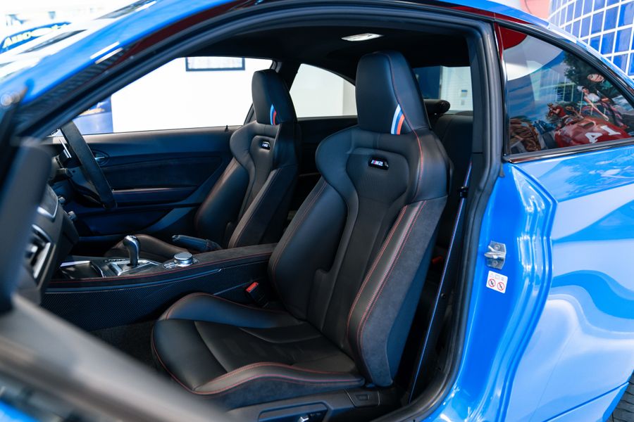 BMW M2 CS