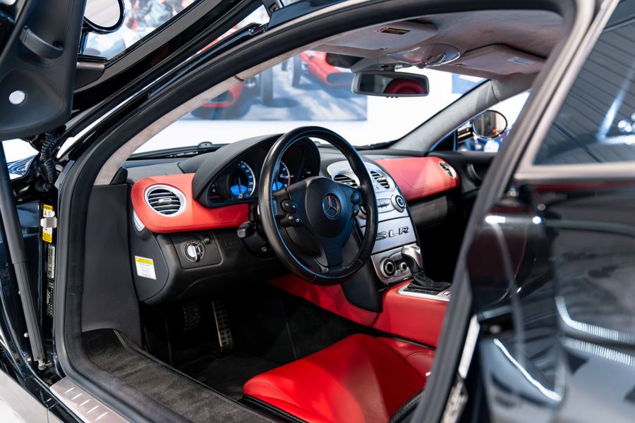 Mercedes-Benz SLR McLaren