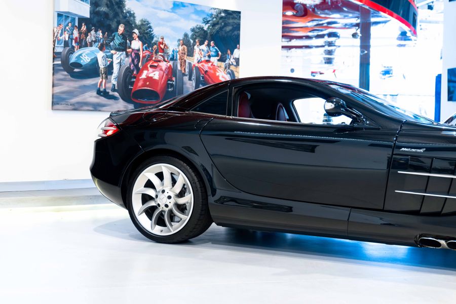 Mercedes-Benz SLR McLaren