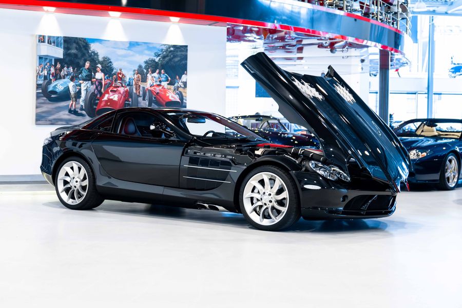 Mercedes-Benz SLR McLaren