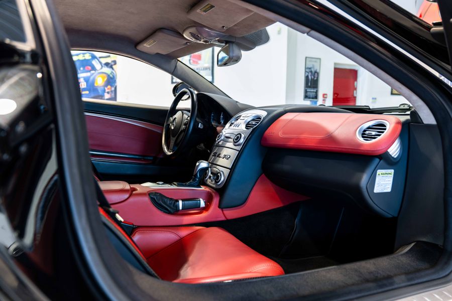 Mercedes-Benz SLR McLaren