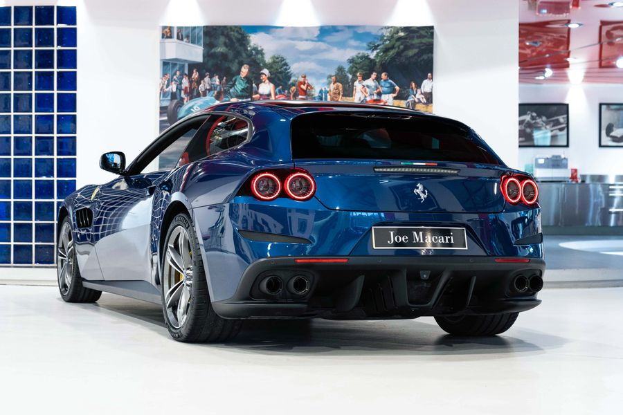 Ferrari GTC4 Lusso