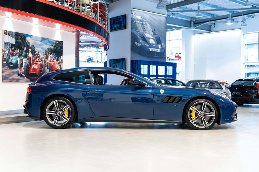 Ferrari GTC4 Lusso