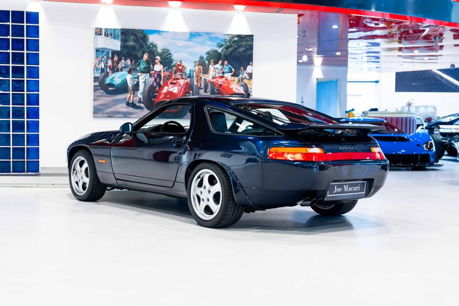 Porsche 928 GTS LHD