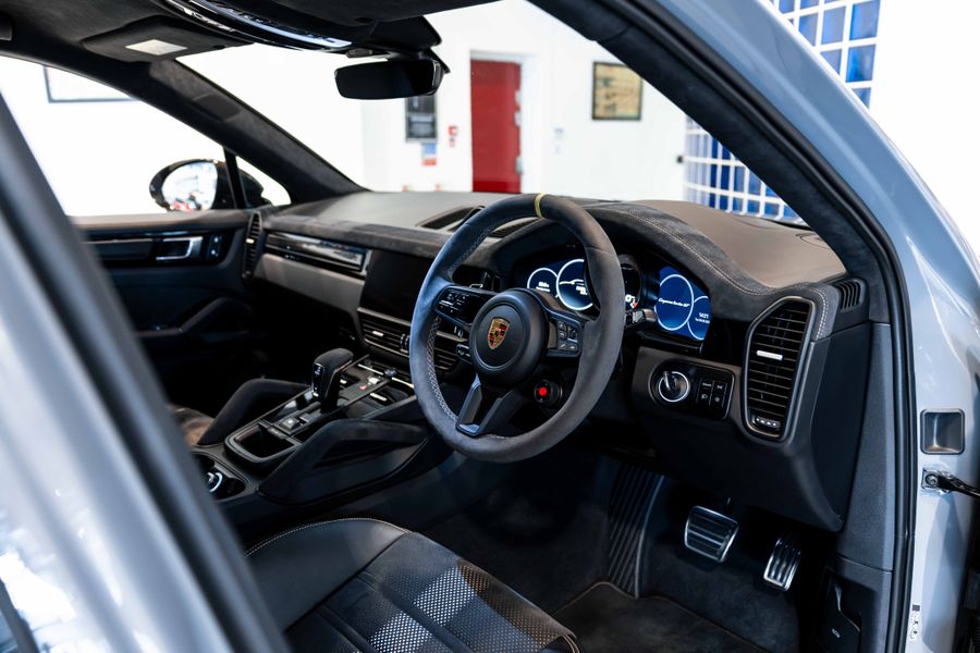 Porsche Cayenne Turbo GT