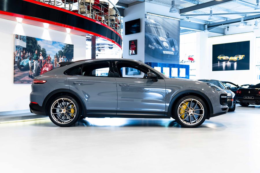 Porsche Cayenne Turbo GT