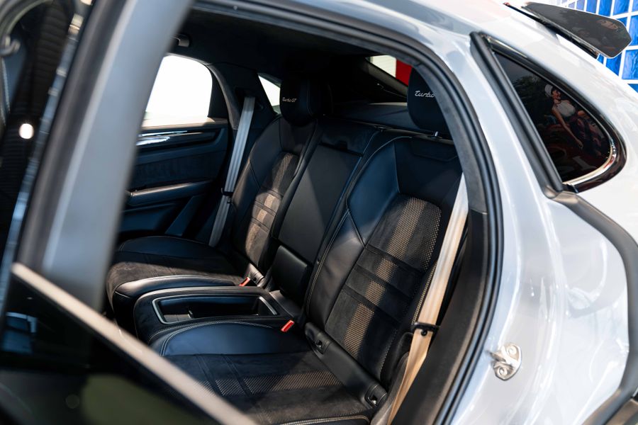 Porsche Cayenne Turbo GT