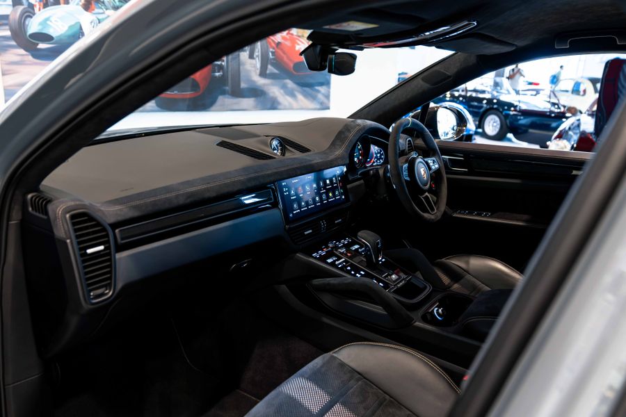 Porsche Cayenne Turbo GT