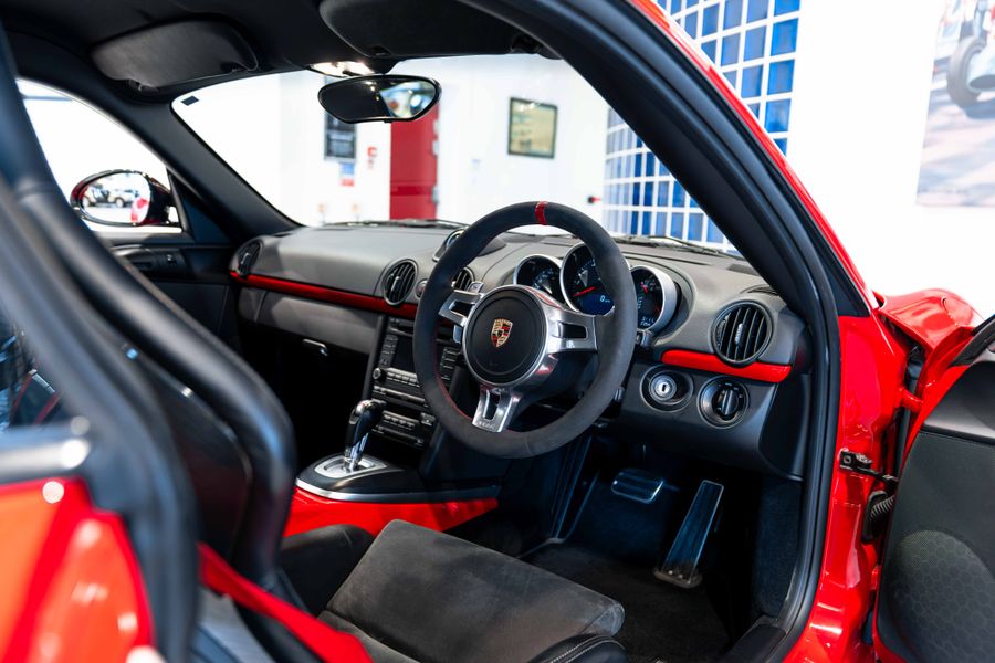 Porsche 987 Cayman R