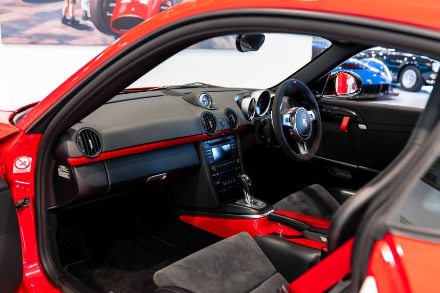 Porsche 987 Cayman R