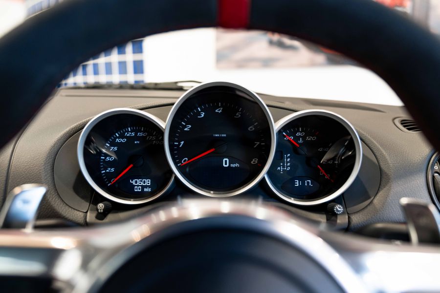 Porsche 987 Cayman R