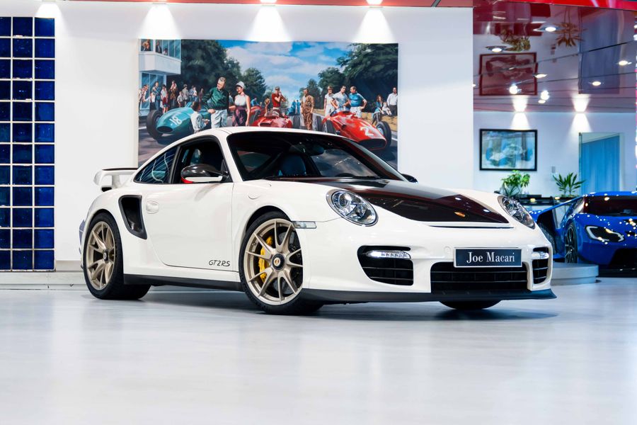 Porsche 911 GT2 RS