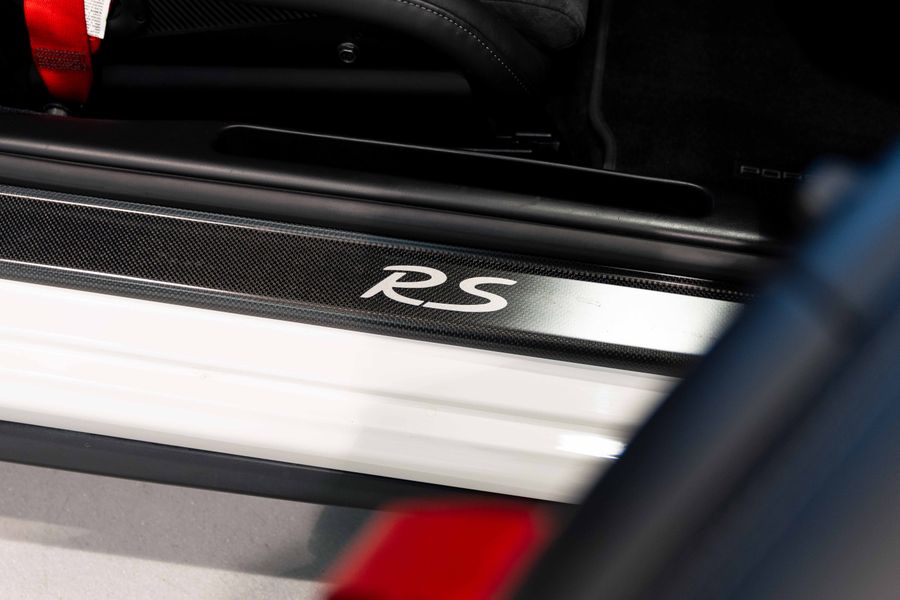 Porsche 911 GT2 RS