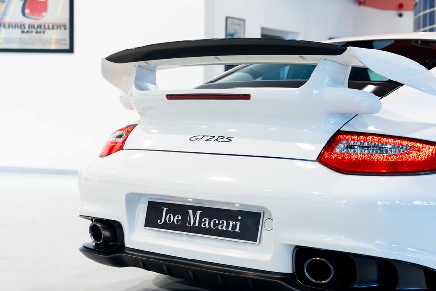 Porsche 911 GT2 RS