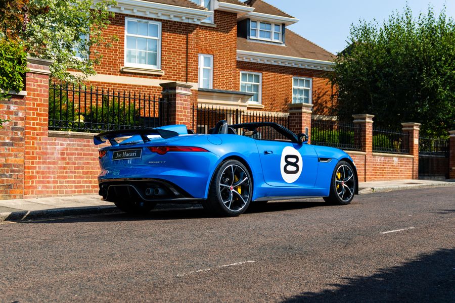 Jaguar F-Type Project 7