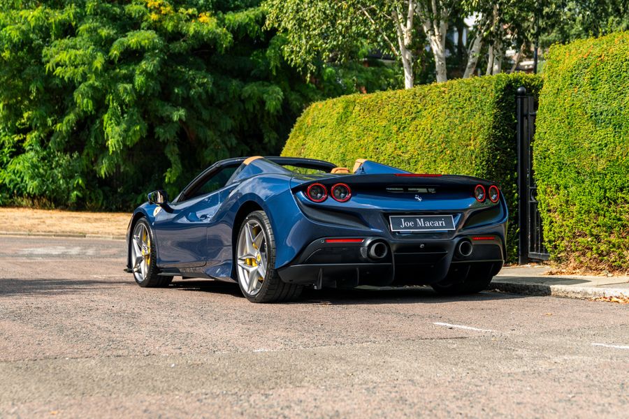 Ferrari F8 Spider