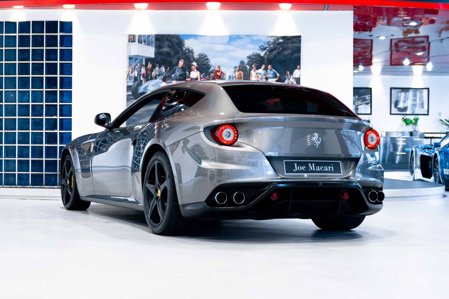 Ferrari FF