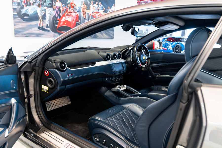 Ferrari FF