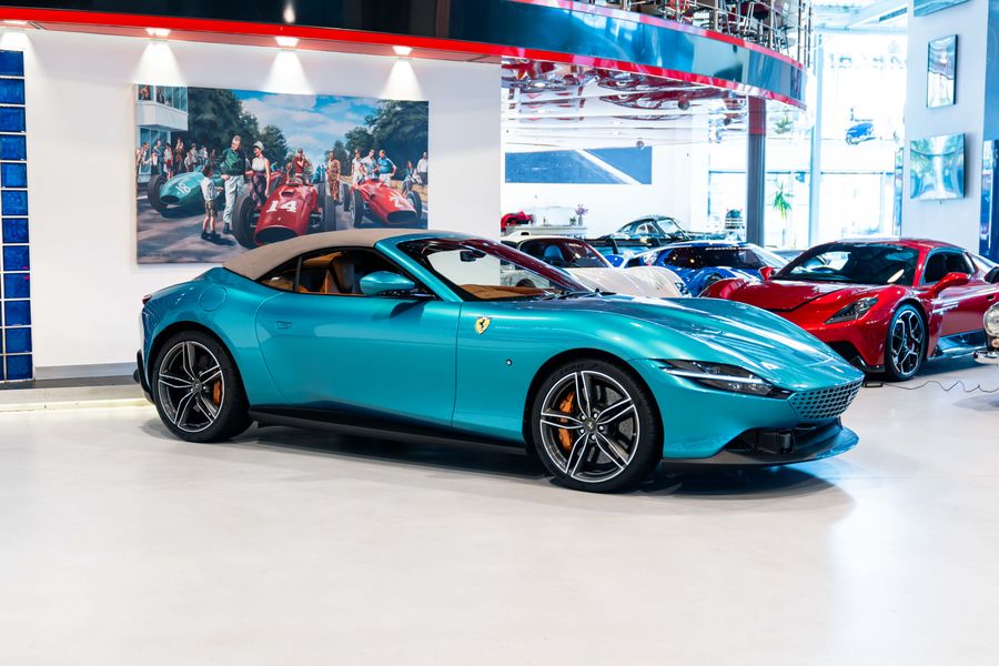 Ferrari Roma Spider