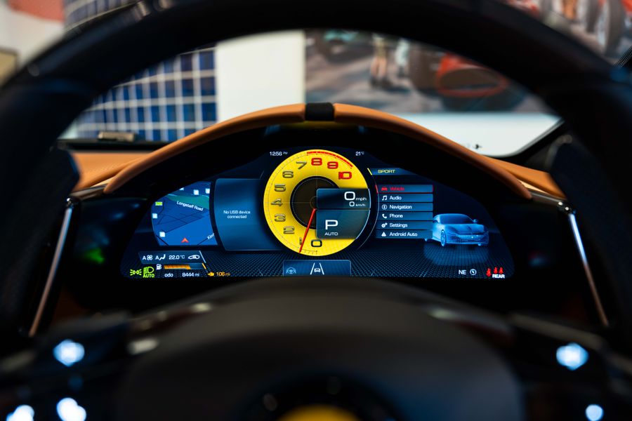 Ferrari Roma Spider
