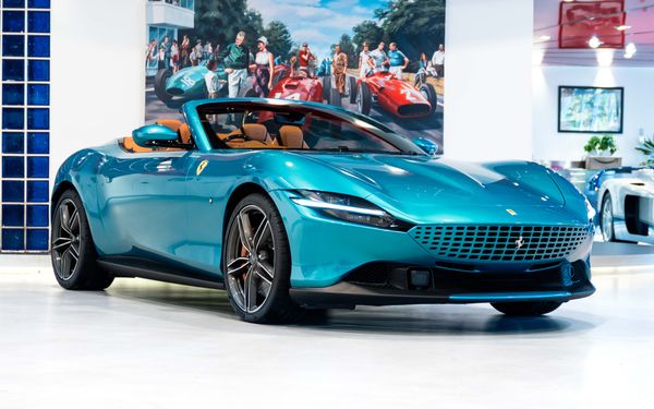 Ferrari Roma Spider