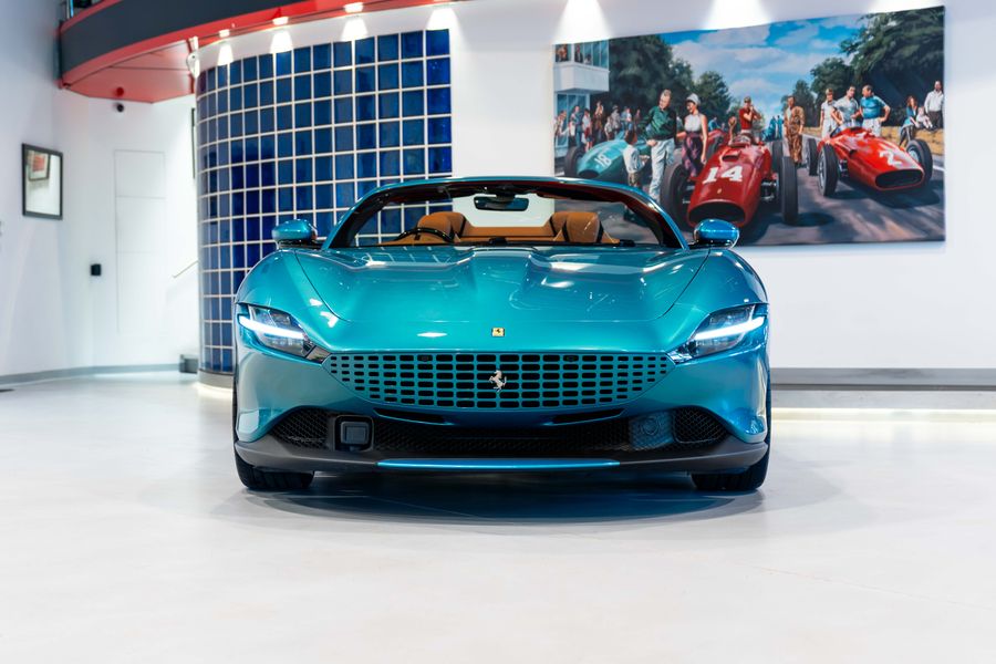 Ferrari Roma Spider