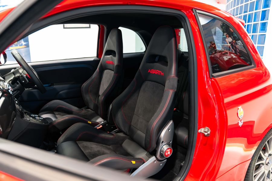 Abarth 695 Tributo Ferrari