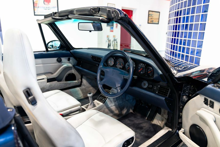 Porsche 911 993 Carrera 2 Cabriolet