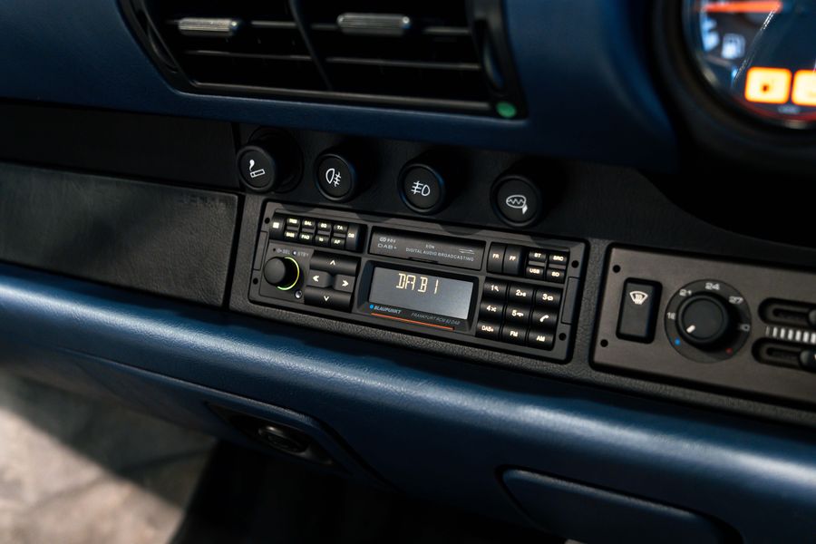 Porsche 911 993 Carrera 2 Cabriolet