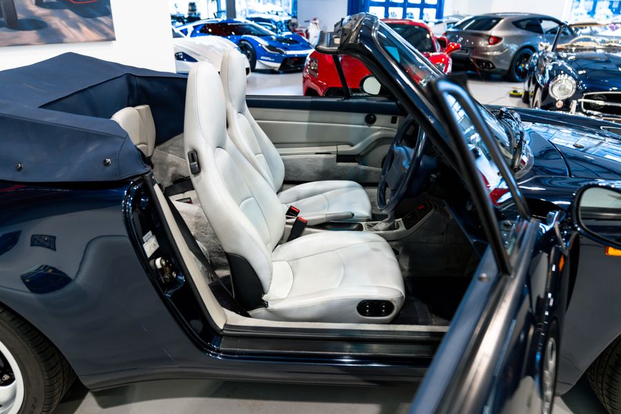 Porsche 911 993 Carrera 2 Cabriolet