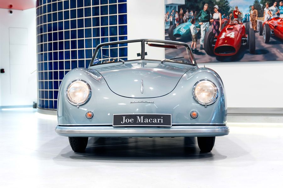 Porsche 356 Pre-A Split-Screen Cabriolet