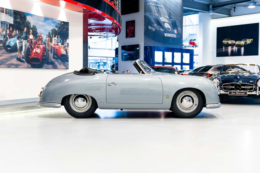 Porsche 356 Pre-A Split-Screen Cabriolet