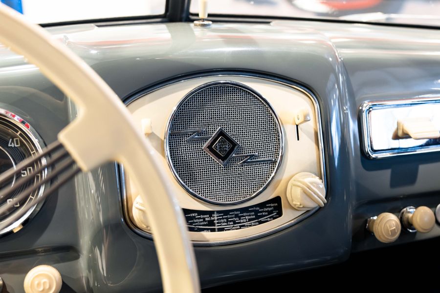 Porsche 356 Pre-A Split-Screen Coupé