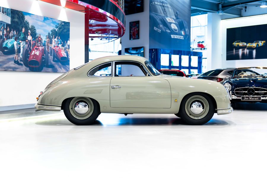 Porsche 356 Pre-A Split-Screen Coupé
