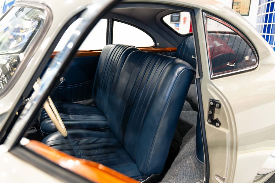 Porsche 356 Pre-A Split-Screen Coupé