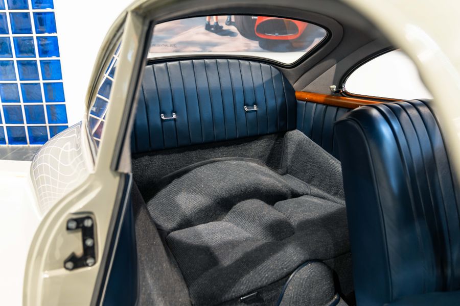 Porsche 356 Pre-A Split-Screen Coupé