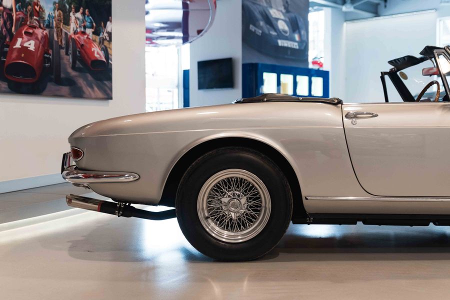 Ferrari 275 GTS RHD