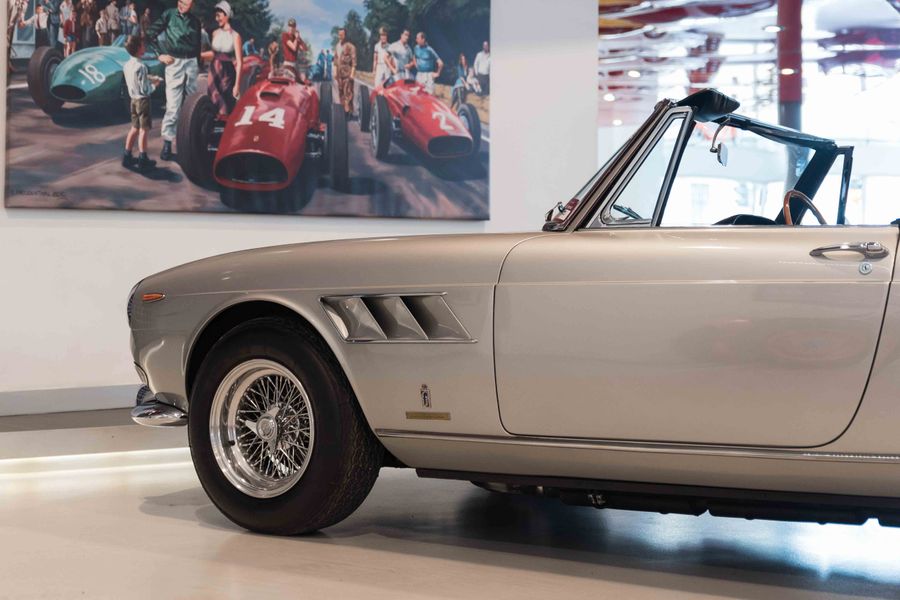 Ferrari 275 GTS RHD